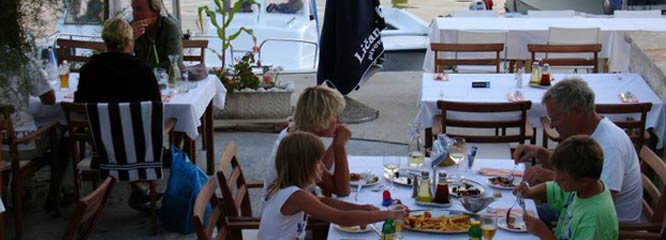 RESTORAN VAL, PRVIĆ LUKA - Najbolje u Hrvatskoj 