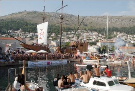 DIVLJA LIGA VATERPOLO – PRVENSTVO DUBROVAČKIH KUPALIŠTA U VATERPOLU, 12.07.-11.08.2017. - Najbolje u Hrvatskoj 