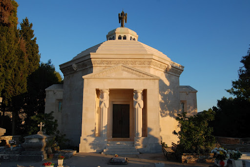 MAUZOLEJ OBITELJI RAČIĆ, CAVTAT - Najbolje u Hrvatskoj 