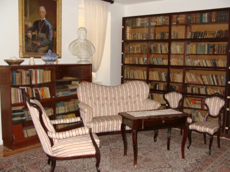 KNJIŽNICA OBITELJI VITEZIĆ, VRBNIK - Najbolje u Hrvatskoj 