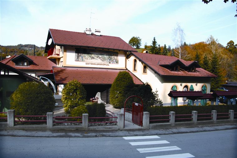 KOD ŠPILJE, OTRUŠEVEC - Najbolje u Hrvatskoj 
