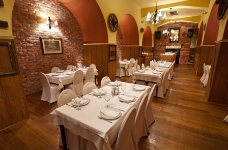 MAREDO GRILL – RESTORAN I NOĆNI BAR - Najbolje u Hrvatskoj 