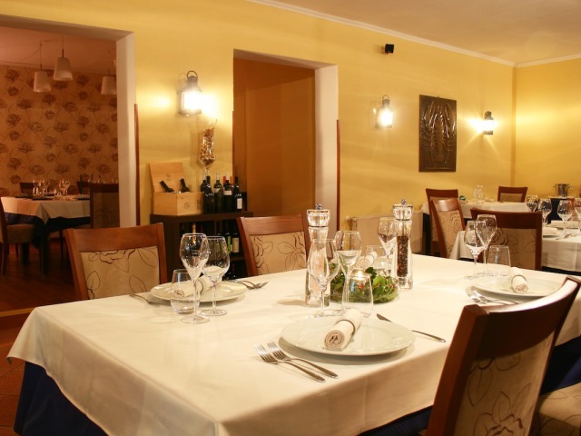 RESTORAN MARINA, NOVIGRAD - Najbolje u Hrvatskoj 