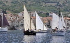 REGATA ROTA PALAGRUZONA, KOMIŽA, LIPANJ 2017. - Najbolje u Hrvatskoj 