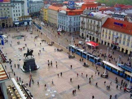 TRG BANA JOSIPA JELAČIĆA - Najbolje u Hrvatskoj 