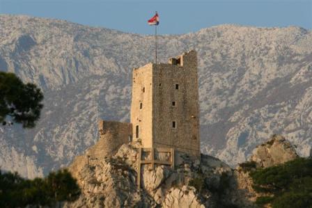 TVRĐAVA MIRABELA, OMIŠ - Najbolje u Hrvatskoj 